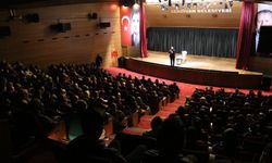 Serdivan’da Ramazan programlarına Nurullah Genç damgası