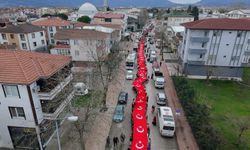 Arifiye’de bayrak sevgisi yürüyüşle pekiştirildi