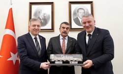 Bakan Tekin'i ziyaret ettiler