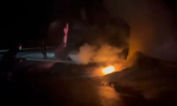 TEM’de geri dönüşüm yüklü kamyonda yangın