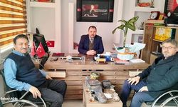 Akyazı'da okul müdürlerinden tebrik ziyareti