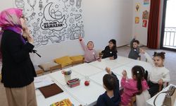 Serdivan Çocuk Akademisi Ramazan’da da atölyelerine devam ediyor