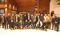 Adapazarı Muhtarlar Derneği iftar yemeğinde buluştu