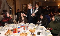 Başkan Alemdar sağlık ailesiyle iftarda buluştu