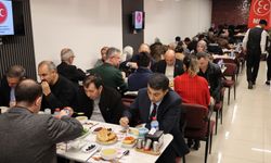 MHP Adapazarı İlçe Teşkilatı iftarda buluştu