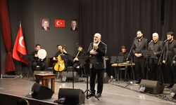 Ayasofya geleneğinden gelen ilahi nağmeler Sakaryalılarla buluştu