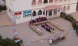 Somali’de yetimhanede 'Kabede Hacılar ilahisini çocuklar hep bir ağızdan söyledi