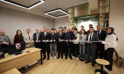 Bilişim Teknolojileri MYO’da ‘Genç Ofis’ açıldı