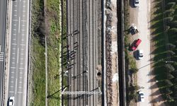 Hızlı trenin çarptığı kişi öldü