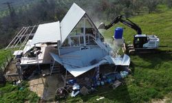Tarım arazilerindeki tiny house'lar yıkıldı