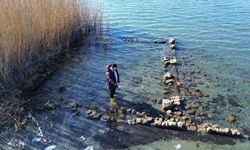 Gölde sular çekildi...Bir tarihi eser günyüzüne çıktı