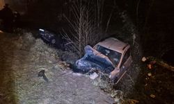 Çarpışan araçlar kanala uçtu: 6 yaralı