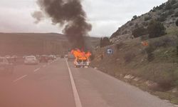 Bilecik'te seyir halindeki araç bir anda alev aldı