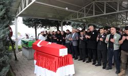 Kalp krizi geçiren uzman çavuş toprağa verildi