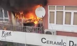 Daire alevlere teslim oldu, 4 kişi dumandan etkilendi