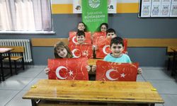 Büyükşehir, öğrencilerle milli marşı andı