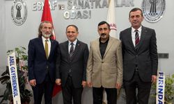 Ecevit Keleş: Esnafın sorunlarını yerinde dinlemeye devam ediyoruz