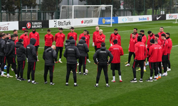 A Milli Futbol Takımı, yağmur altında çalıştı