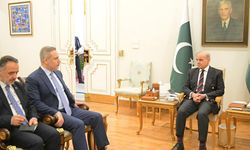 Bakan Fidan, Pakistan Başbakanı Şerif tarafından kabul edildi: İran-İsrail-ABD savaşı ele alındı