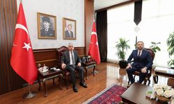 Sakarya'nın yeni Çevre ve Şehircilik İl Müdürü'nden Vali Doğan'a ziyaret