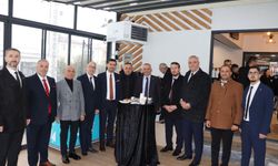 Kaynarca'da bayramlaşma coşkusu