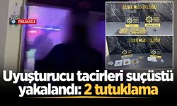 Sakarya'da uyuşturucu tacirleri suçüstü yakalandı: 2 tutuklama