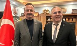 Anahtar Parti Adapazarı İlçe Başkanı Dokumacı yönetimini açıkladı