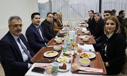 Sağlık çalışanları iftarda buluştu