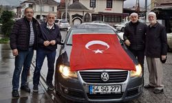 4 arkadaş umre için Sapanca'dan yola çıktı