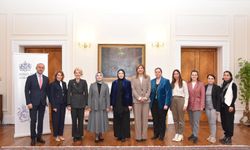 Çiğdem Erdoğan İngiltere Büyükelçiliği’ndeki toplantıya katıldı