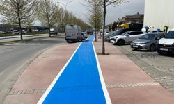 Büyükşehir’den Erenler’de bisiklet yollarına güvenli dokunuş