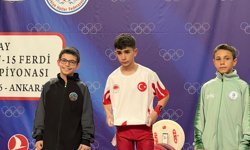 Serdivanlı halterci Türkiye ikincisi oldu