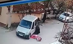 Çocuklarının gözü önünde eşini arabayla ezdi