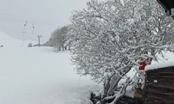 Uludağ’da kar kalınlığı 1 metreye ulaştı