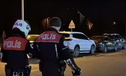 Bolu’da ani fren yapıp kaçan sürücü, zincirleme kazaya neden oldu: 3 yaralı