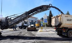 Büyükşehir’den asfalt sezonu öncesi önemli güzergahlarda iyileştirme çalışması