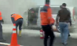 TEM'de minibüs yandı