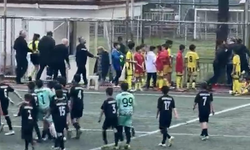 Kadın hakeme saldırı girişimi kamerada