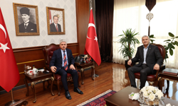 Akgün Altuğ'dan Vali Doğan'a ziyaret