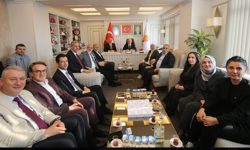 Hüseyin Yayman'dan Sakarya Teşkilatı'na ziyaret