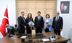 SUBÜ’nün sağlık birimlerinde bayrak değişimi