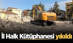 İl Halk Kütüphanesi yıkıldı