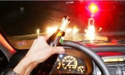 Sakarya’da alkollü sürücülere geçit yok! Bazıları şişede durduğu gibi durmadı, kazaya karıştı