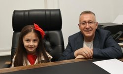 Temsili Başkan Zeynep Ada'dan anlamlı çağrı: "Tayyip dedemiz savaşları durdursun"