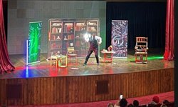 Serdivan’da tiyatro gecelerine yoğun ilgi