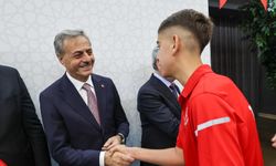 Başkan Alemdar, bayramlaşma programına katıldı