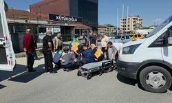 Düzce’de minibüs, motosiklete çarptı: 1 yaralı