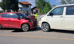 Akyazı'da kaza: 4 yaralı