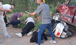 Motosiklet ile hafif ticari araç çarpıştı: 2 yaralı