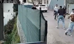 Cezaevinden izinle çıktı, eşini ve bir kadını bıçakladı; Dehşet kamerada